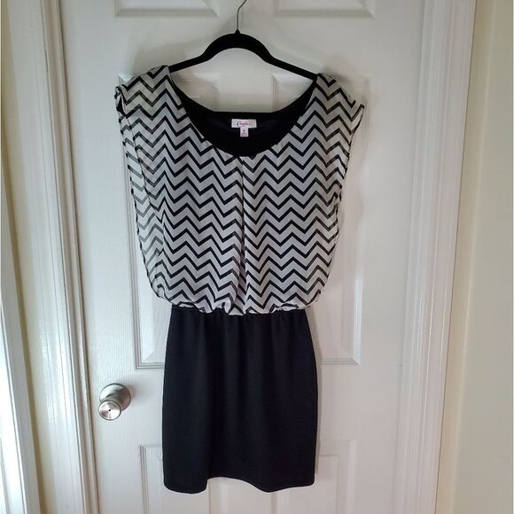 Candie's Dresses & Skirts - 🍁Candie's Black and White Dress Medium
